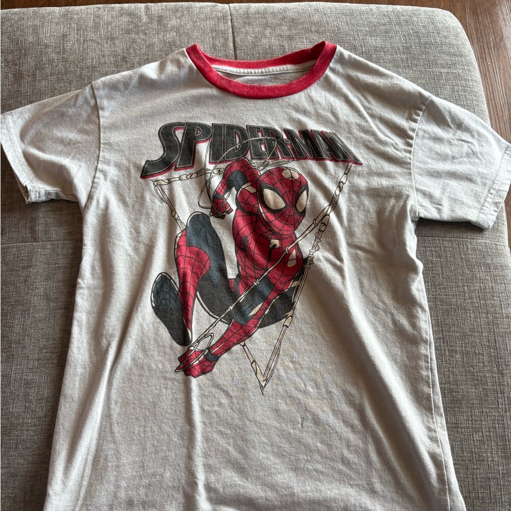 Kids Spider-Man Graphic T-Shirt with Red Trim Size 8